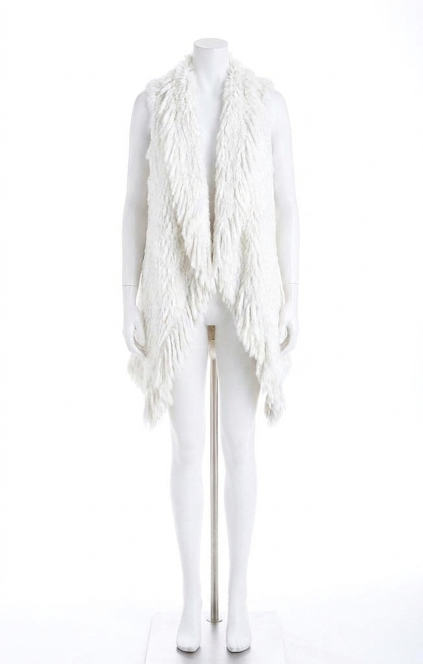 NEW LOVE TOKEN quinn fur vest in white